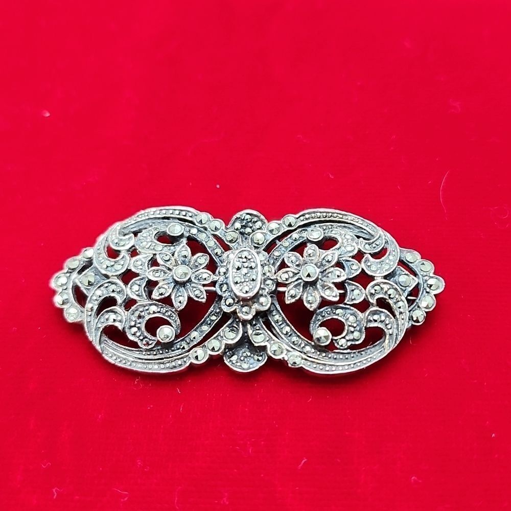 New in box Vintage Marcasite Sterling Silver 925 Brooch Pin